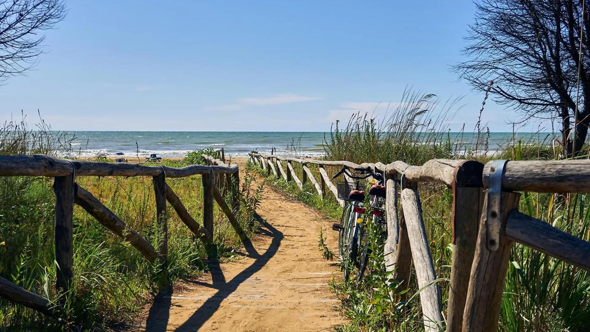 Beach Retreat For Up To 6 Guests By Beahost Rentals Bibione Italie